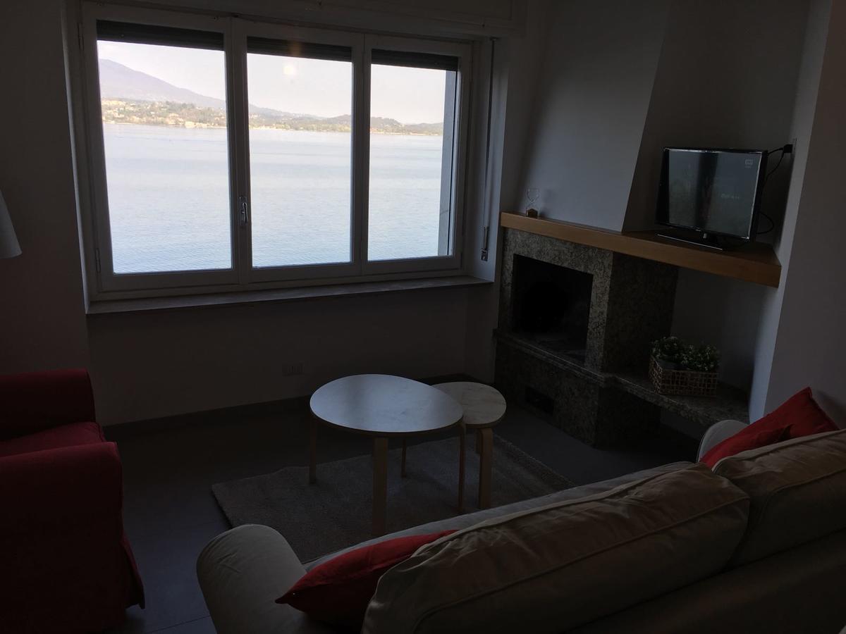 Bmp Apartment Gioiosa 1 Terrazza Vista Lago Belgirate Extérieur photo